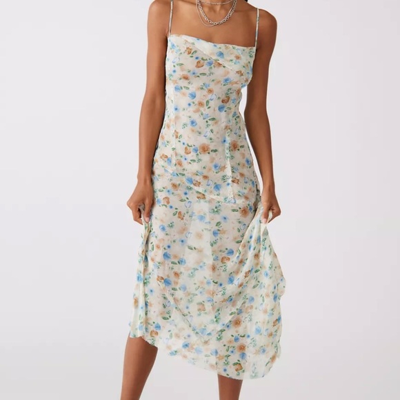 Priscilla seamed floral midi dress - Picture 1 of 3